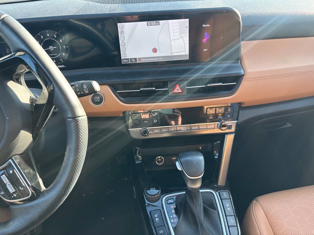 Certified 2024 Kia Seltos SX w/ SX Sunroof Package AWD/4WD image 10