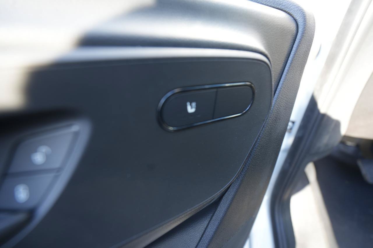 Used 2024 Mercedes-Benz Sprinter 2500 image 16