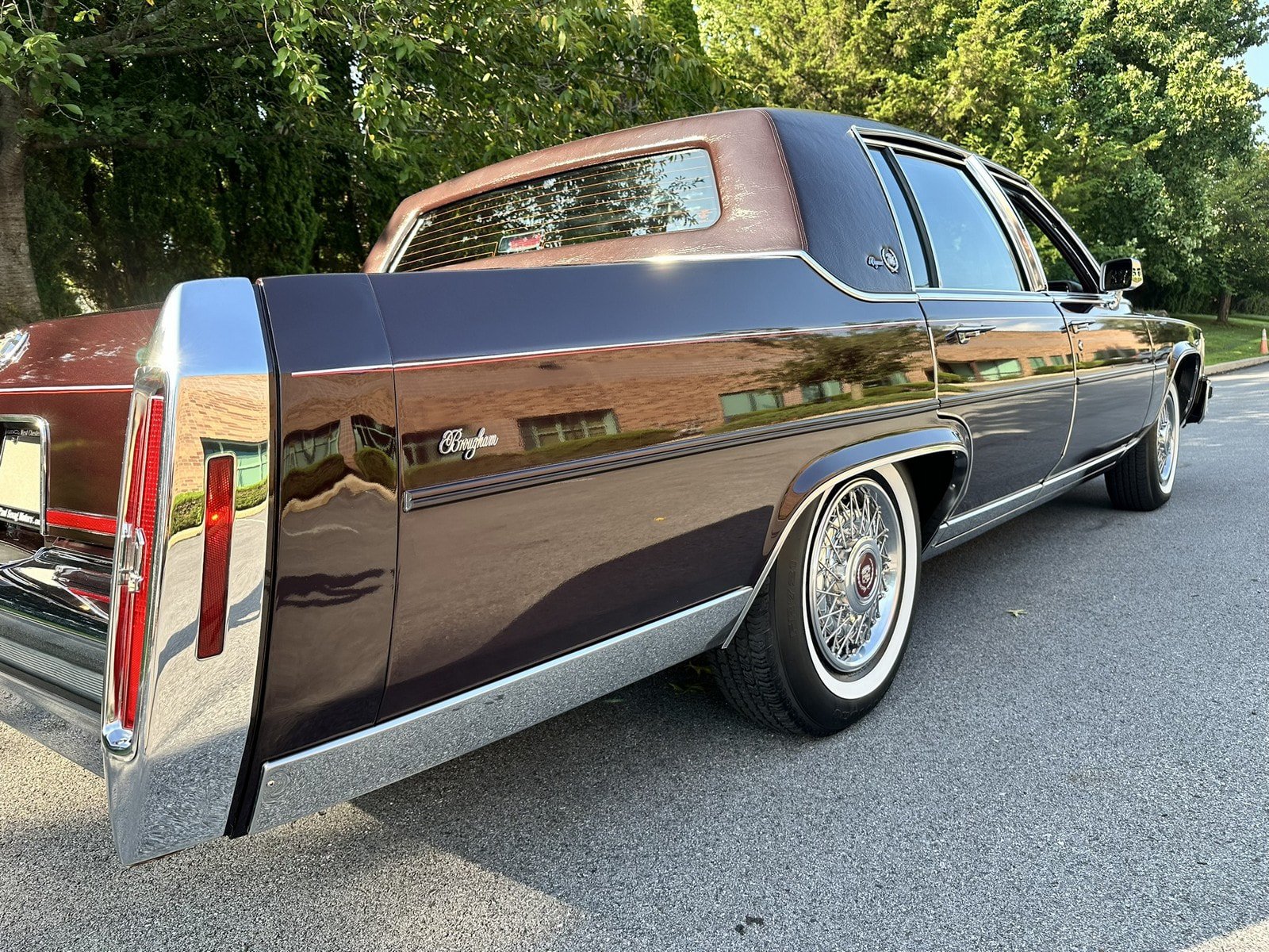 Used 1987 Cadillac Brougham RWD image 90