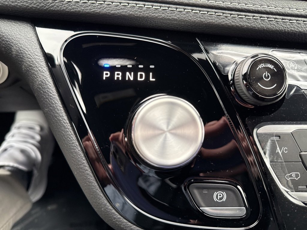 New 2026 Chrysler Pacifica Select image 35