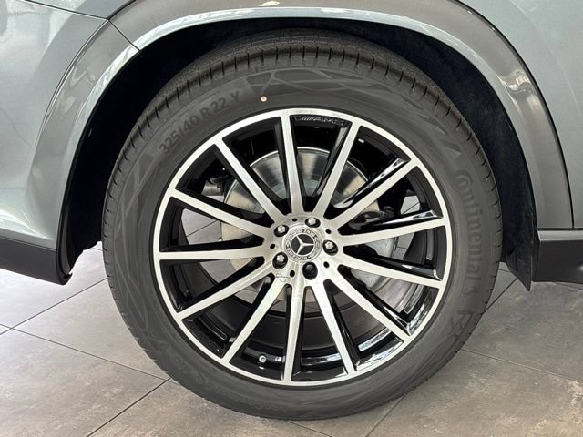 New 2025 Mercedes-Benz GLS 580 4MATIC image 32