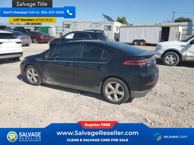 Used 2015 Chevrolet Volt Premium w/ Premium Trim Package FWD image 3