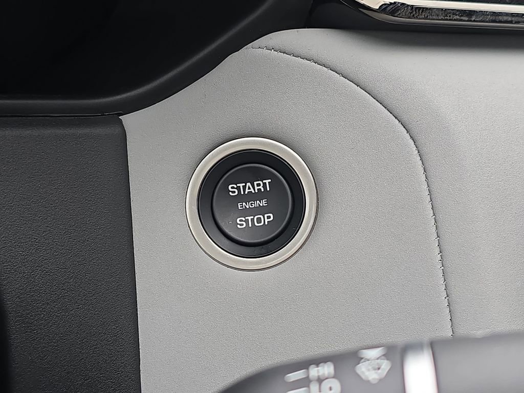 New 2026 Land Rover Range Rover Velar S image 27