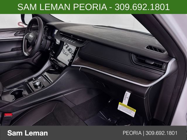 New 2026 Jeep Grand Cherokee L 4WD image 30