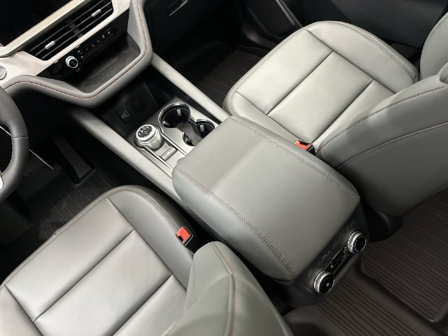 New 2026 Ford Explorer Active w/ Active Comfort Package AWD/4WD image 26
