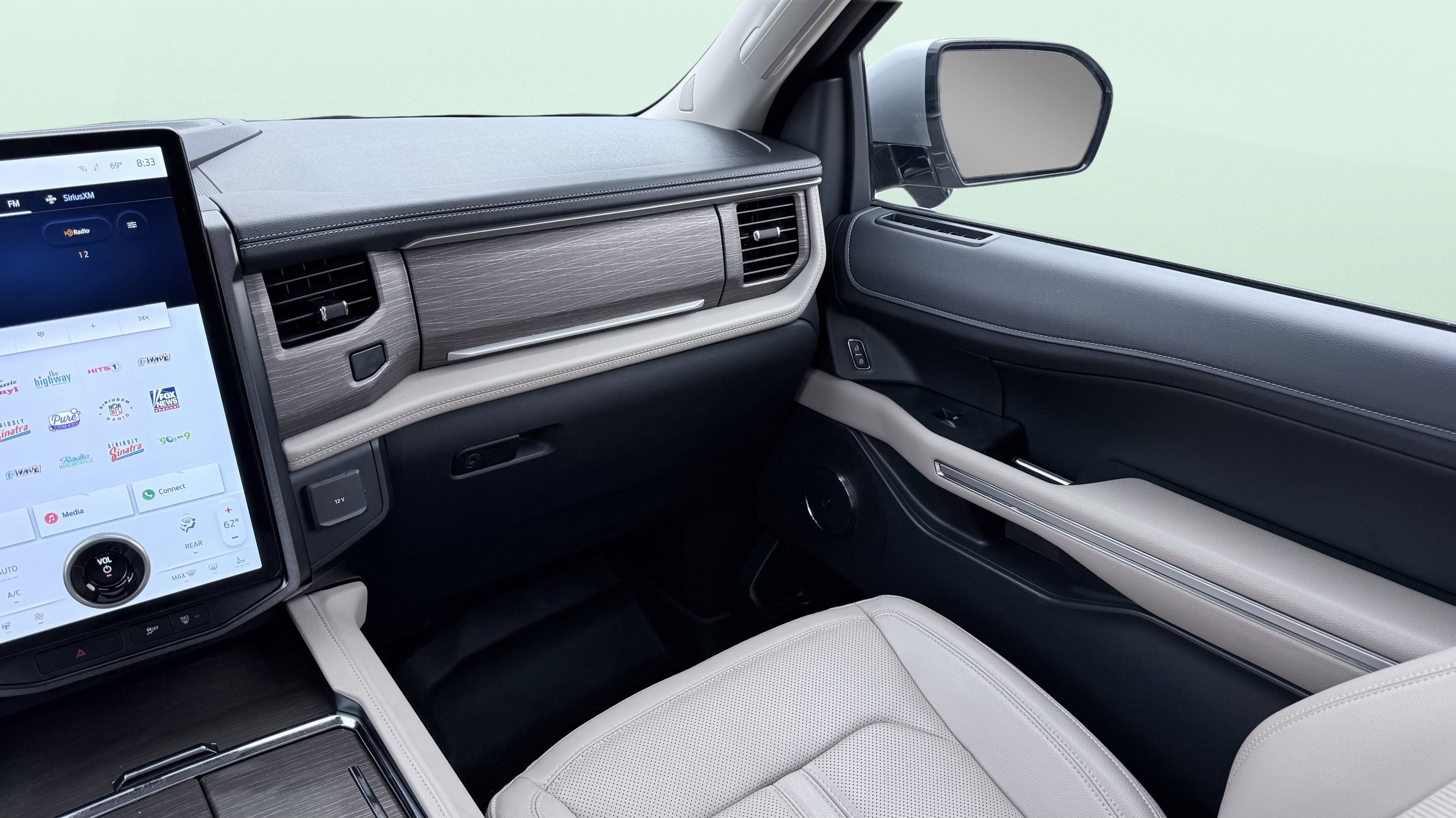 Used 2023 Ford Expedition Limited RWD image 63