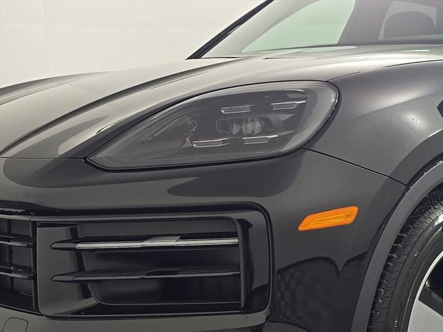 Certified 2026 Porsche Cayenne E-Hybrid image 12