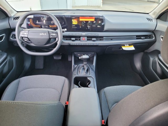 New 2026 Kia K4 FWD image 8