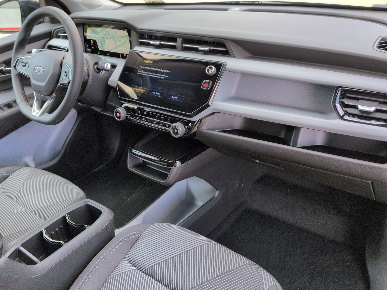 New 2027 Chevrolet Bolt LT image 25