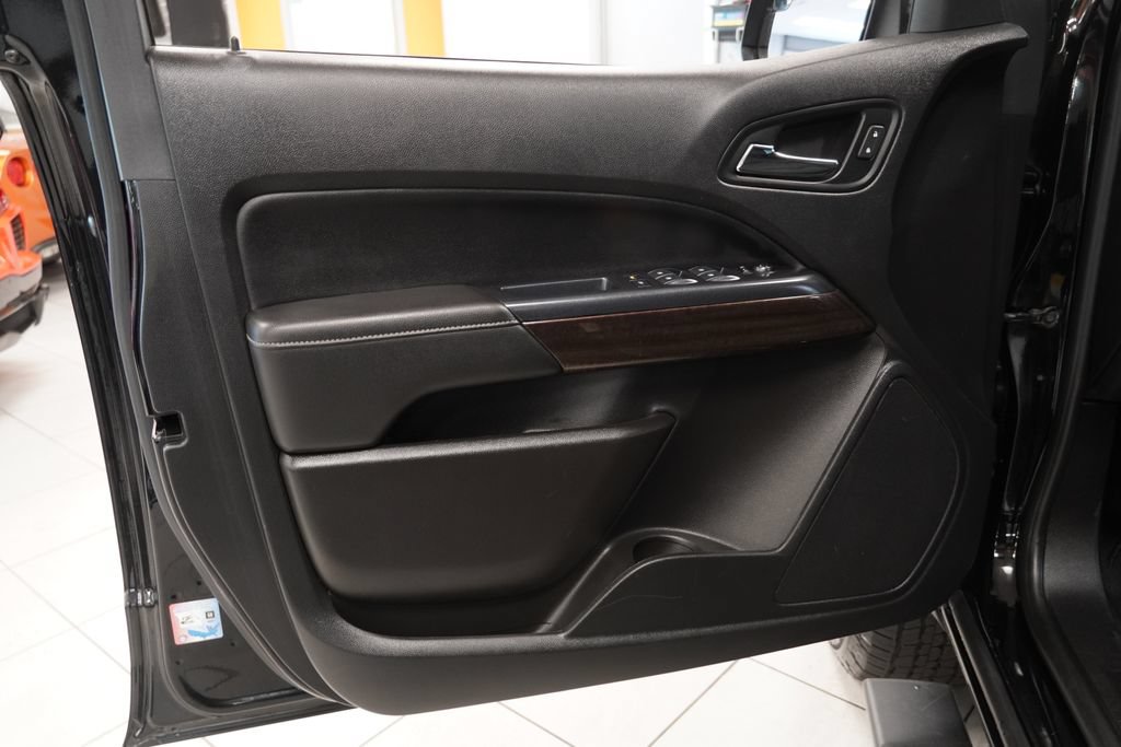 Used 2020 GMC Canyon SLE w/ Elevation Edition AWD/4WD image 15