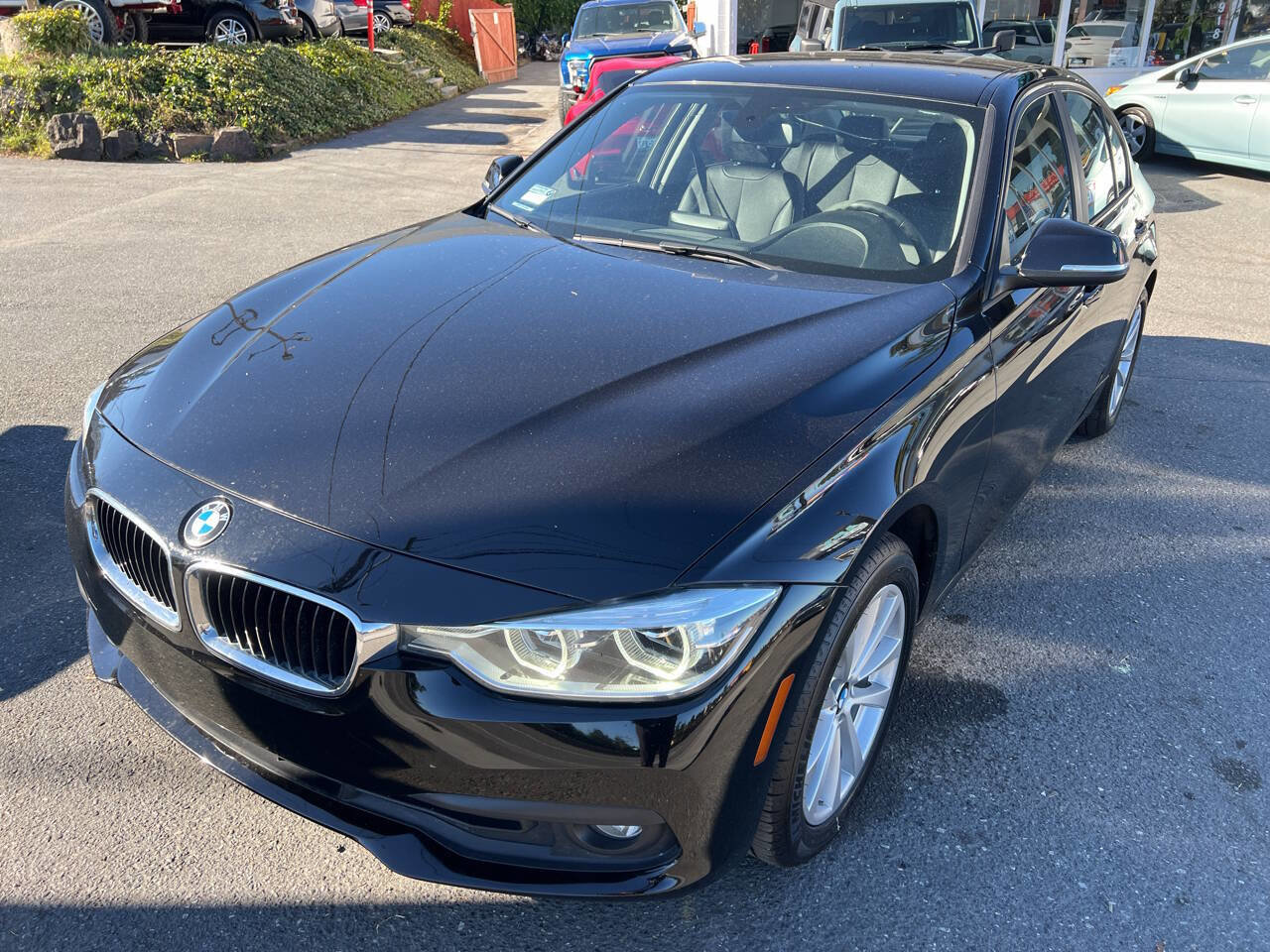Used 2018 BMW 320i Sedan