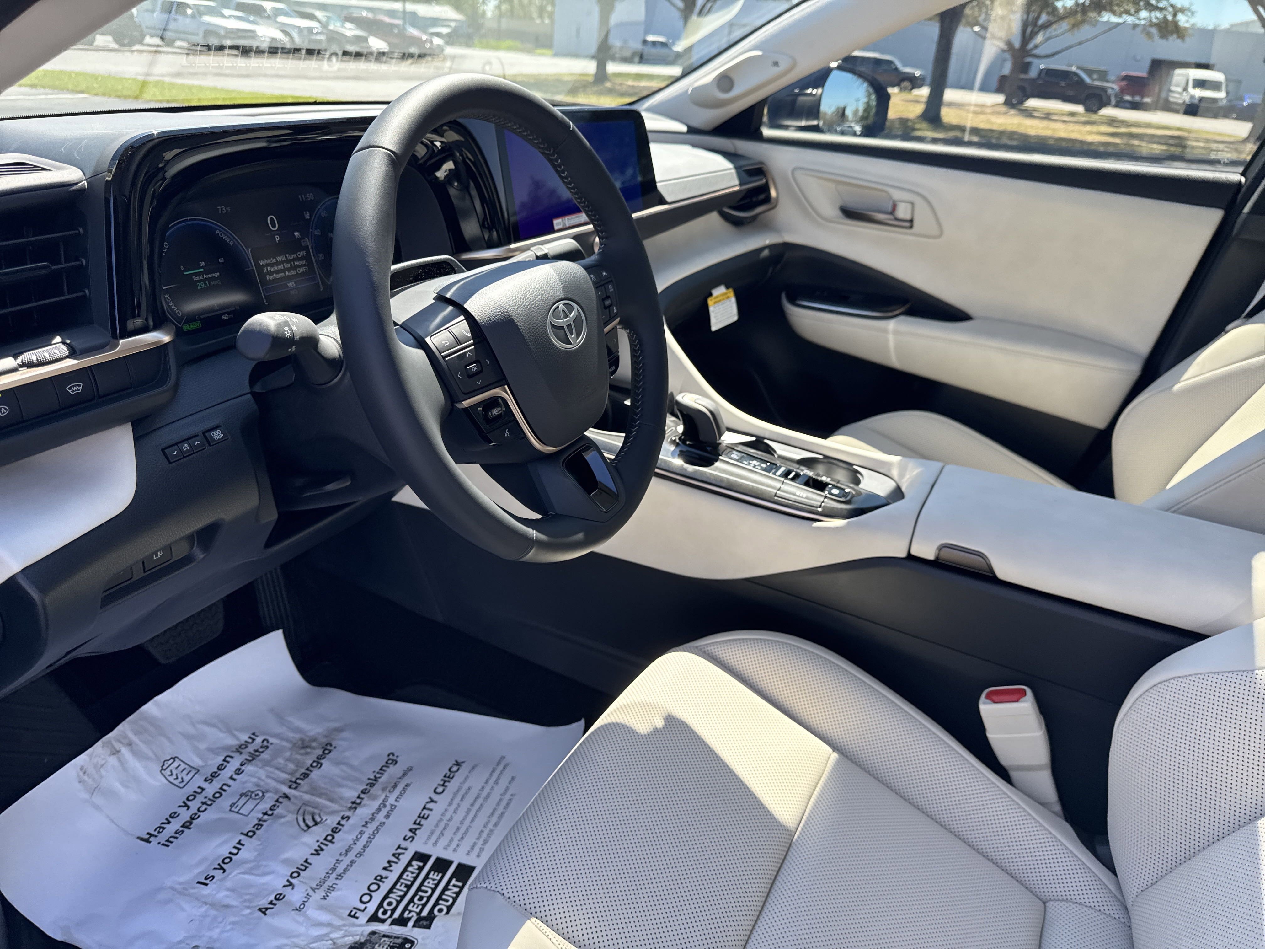 New 2025 Toyota Crown w/ Advanced Technology Package AWD/4WD image 15
