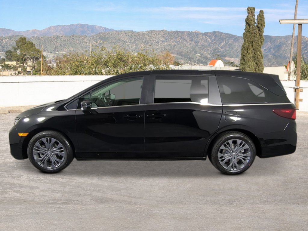 New 2027 Honda Odyssey Touring image 2