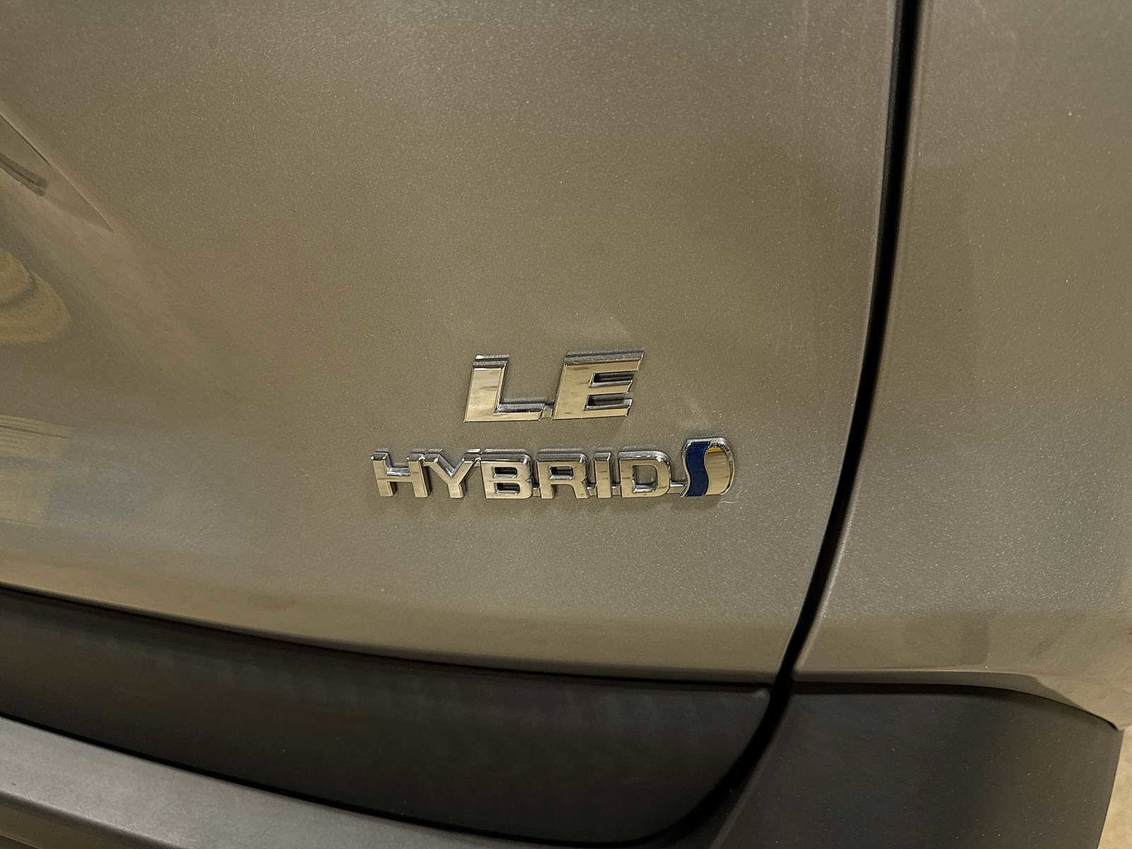 Certified 2022 Toyota RAV4 LE image 25