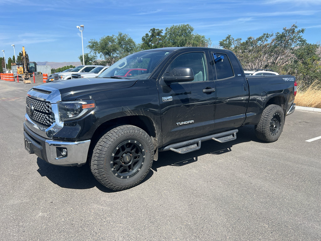 Certified 2021 Toyota Tundra SR5 w/ TRD Off-Road Package AWD/4WD image 9