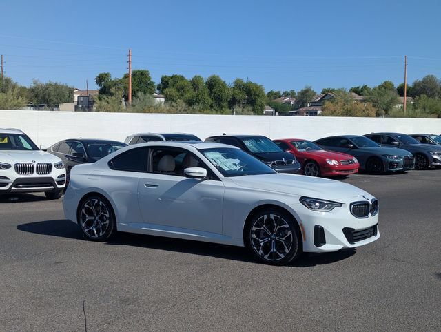 New 2026 BMW 230i Coupe w/ Premium Package RWD image 4