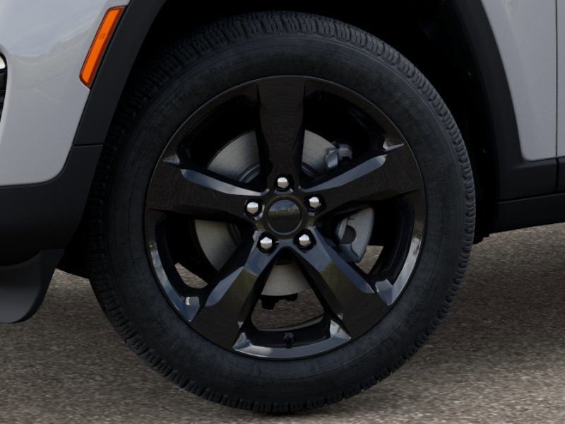 New 2025 Jeep Grand Cherokee Limited image 9