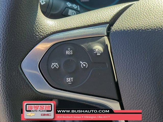 Used 2022 Chevrolet Traverse LS image 21