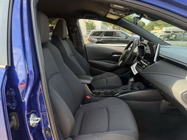 Used 2025 Toyota Corolla SE FWD image 30