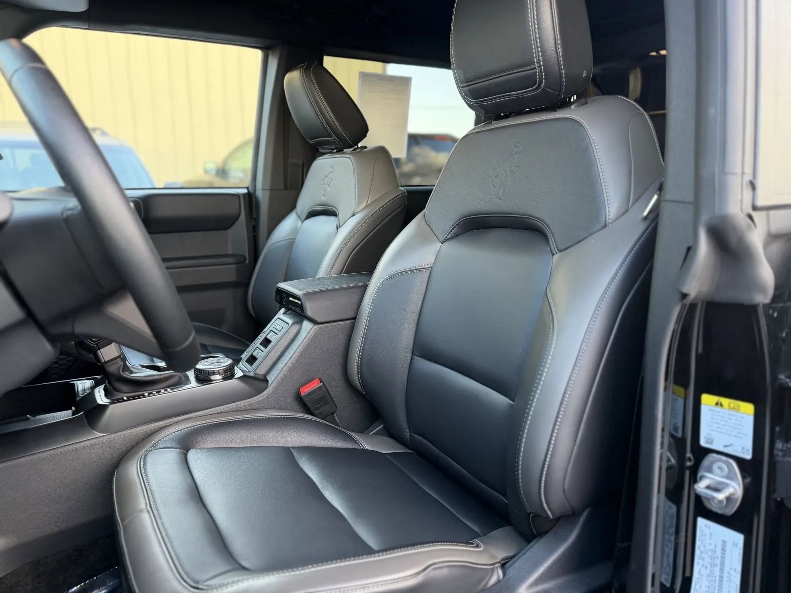 Used 2025 Ford Bronco Outer Banks w/ Sasquatch Package image 15