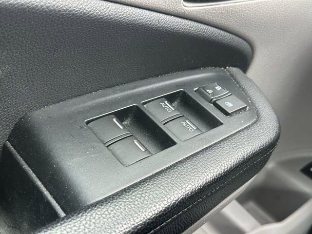 Used 2021 Honda Pilot EX image 16