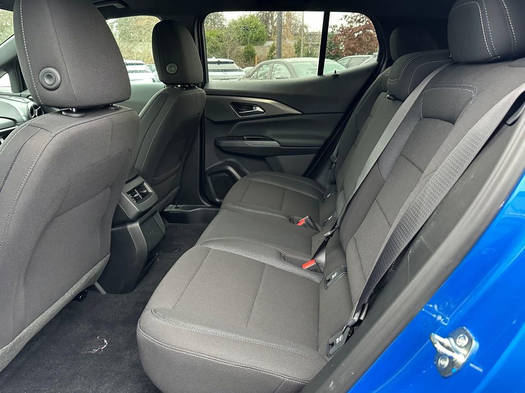 New 2026 Chevrolet Equinox EV LT image 15