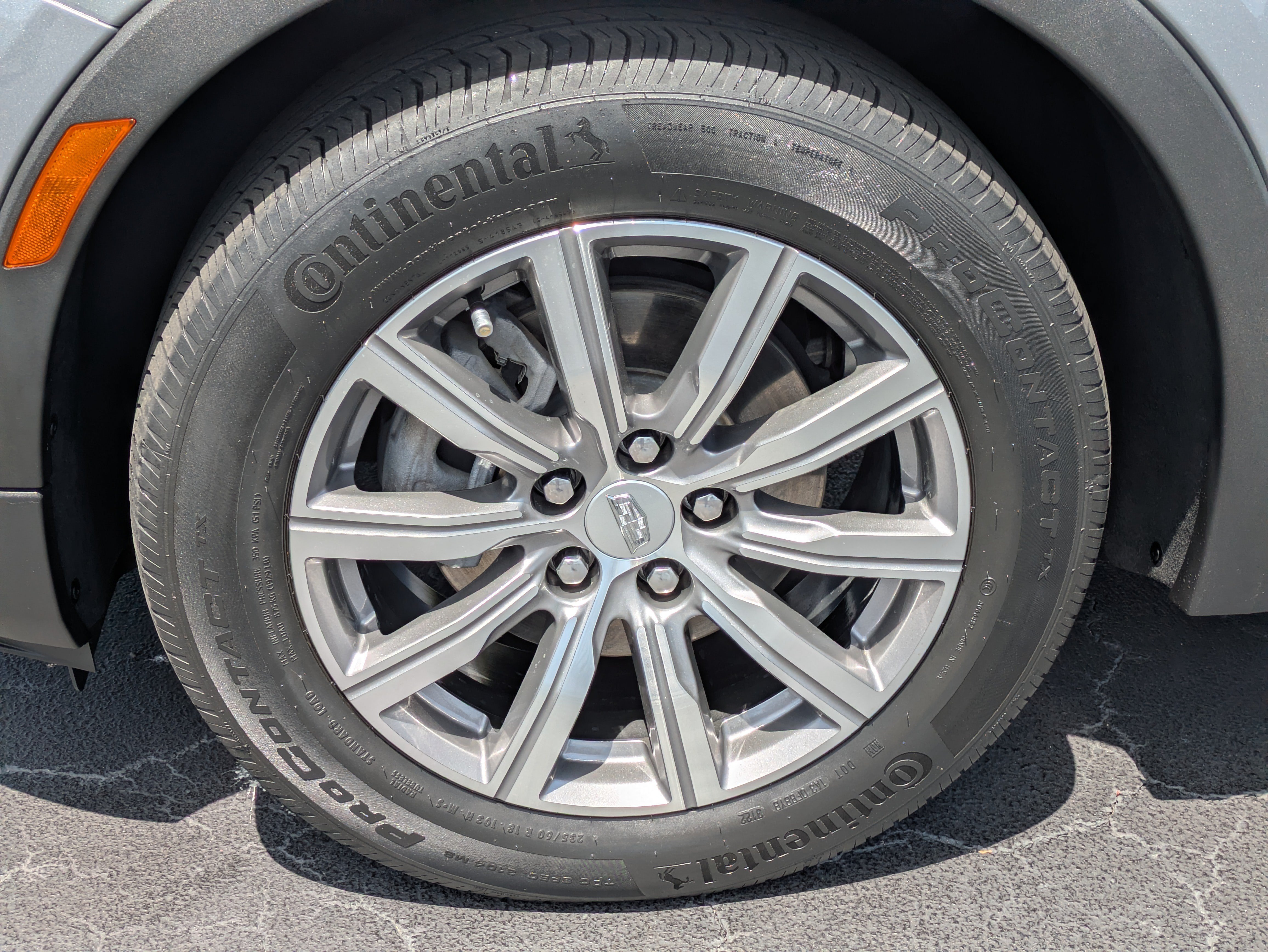 Certified 2023 Cadillac XT4 Sport AWD/4WD image 10