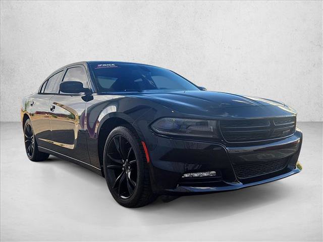 Used 2016 Dodge Charger SXT w/ Blacktop Package RWD video 3