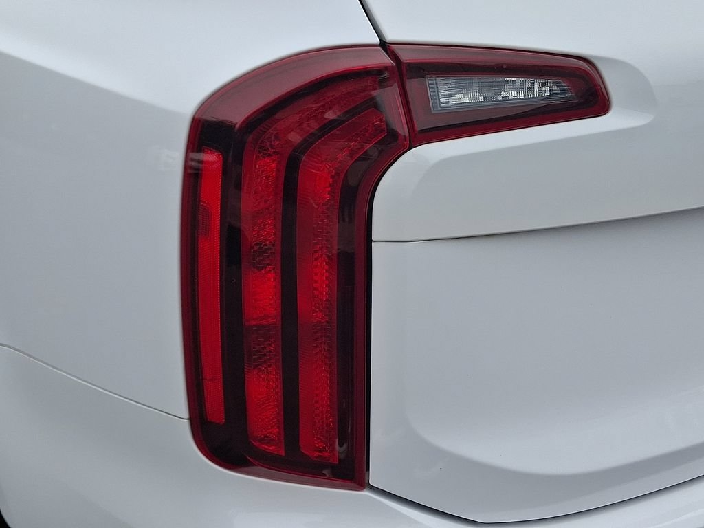 Certified 2023 Kia Telluride S w/ S Sunroof Package AWD/4WD image 10