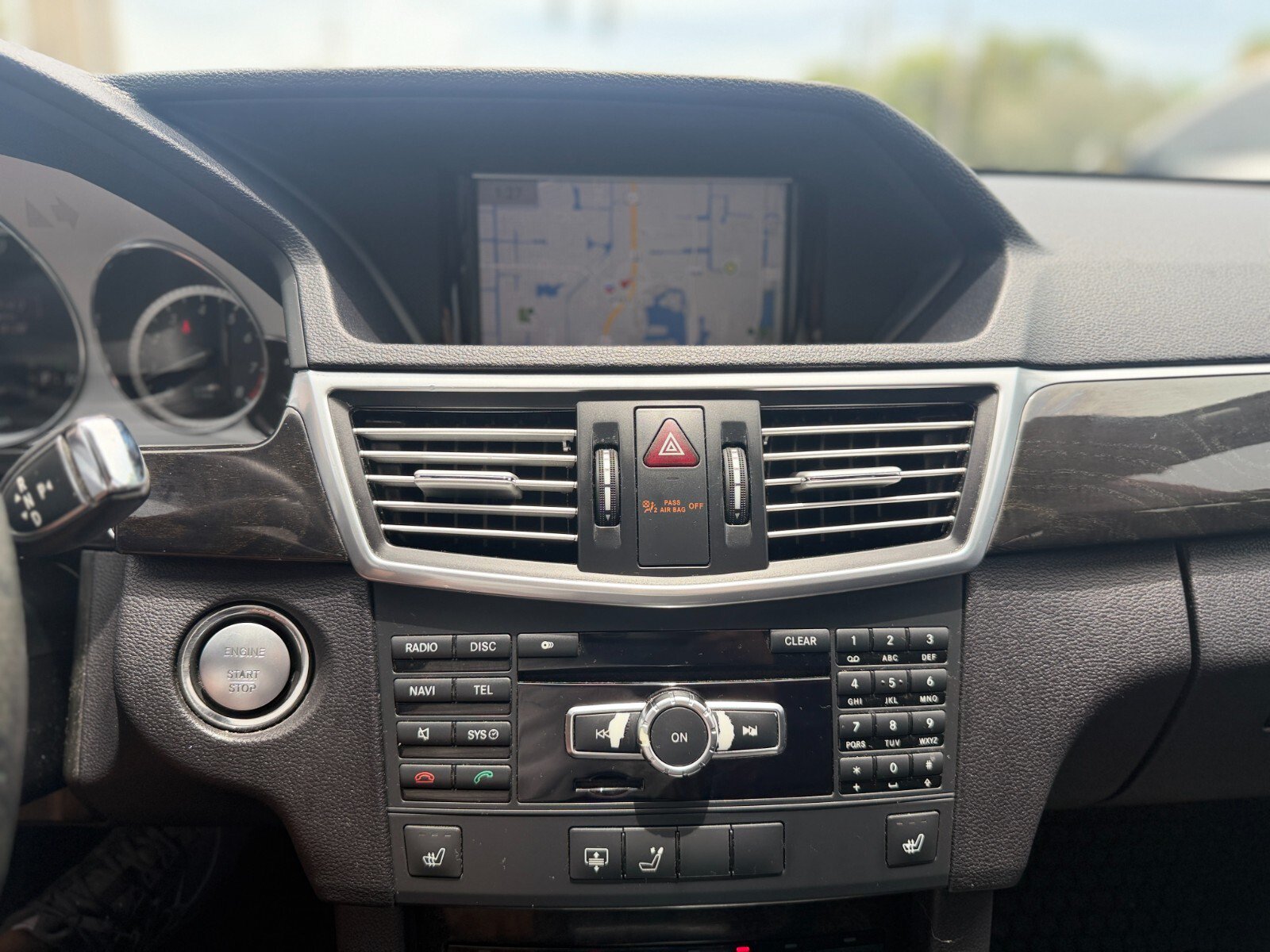 Used 2013 Mercedes-Benz E 350 4MATIC Sedan image 18