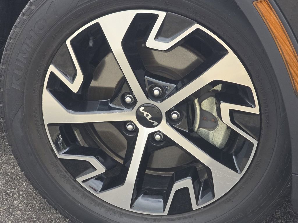 Used 2023 Kia Sportage EX FWD image 9