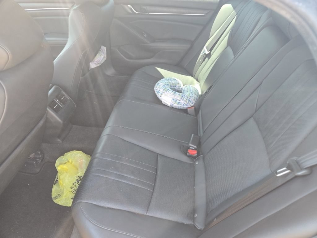 Used 2020 Honda Accord EX-L image 11