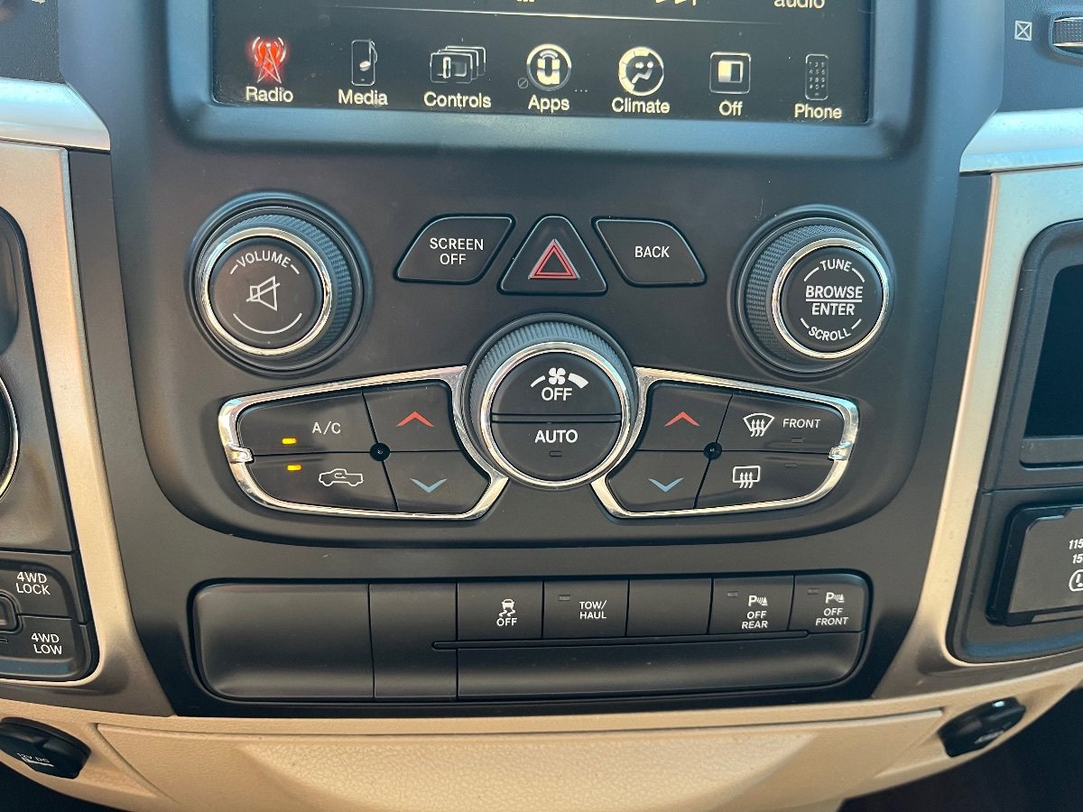 Used 2017 RAM 1500 Big Horn AWD/4WD image 15