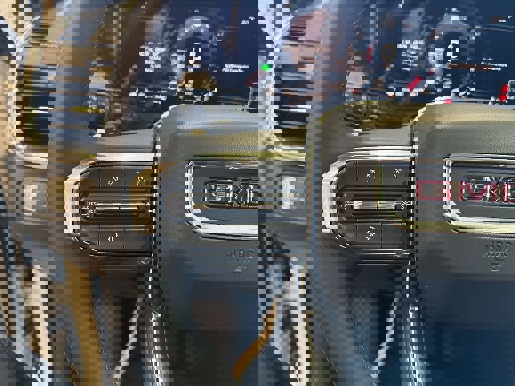 New 2025 GMC Acadia Elevation w/ Elevation Premium Package image 33