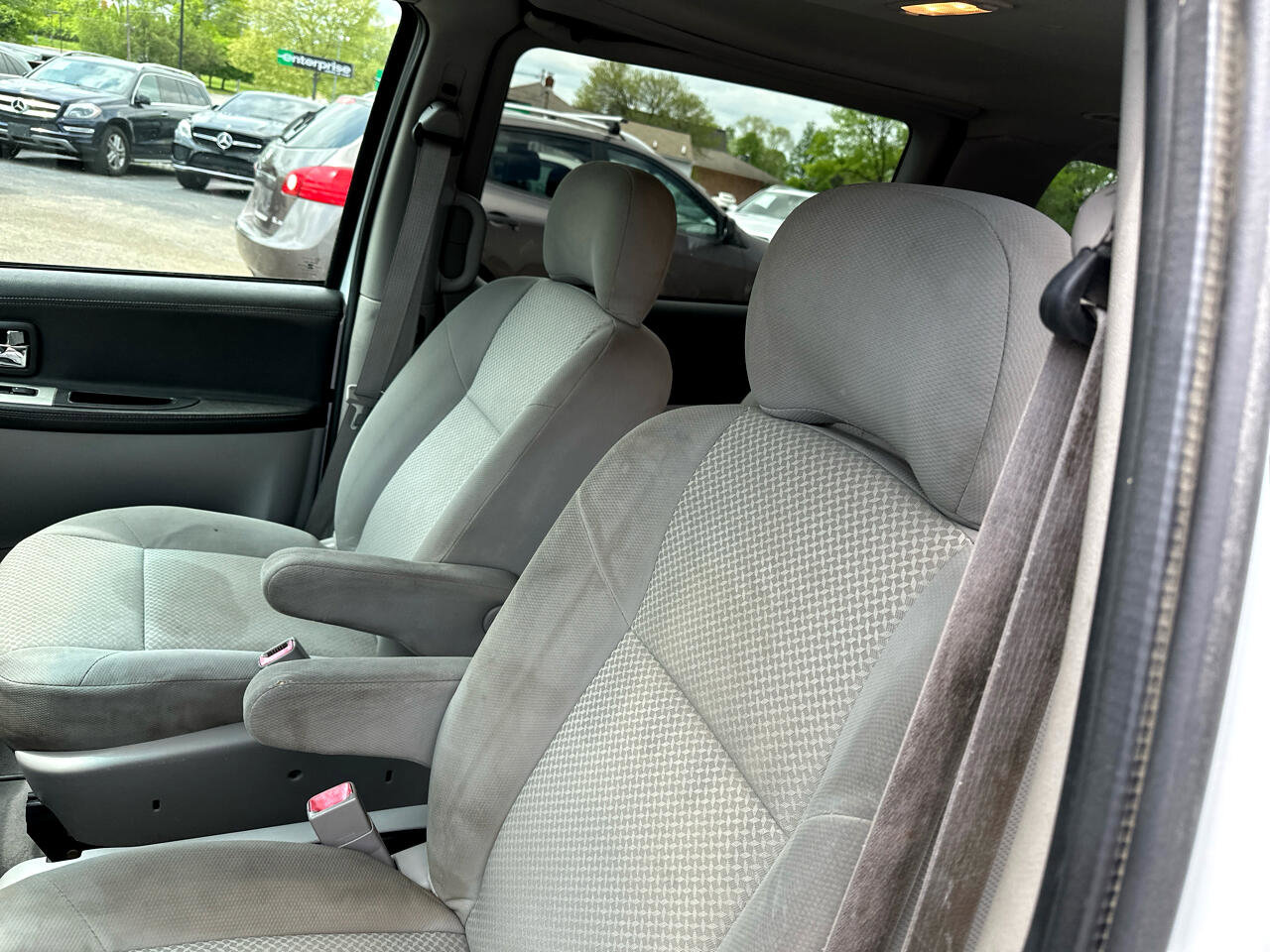 Used 2006 Pontiac Montana SV6 w/ Convenience Package image 10