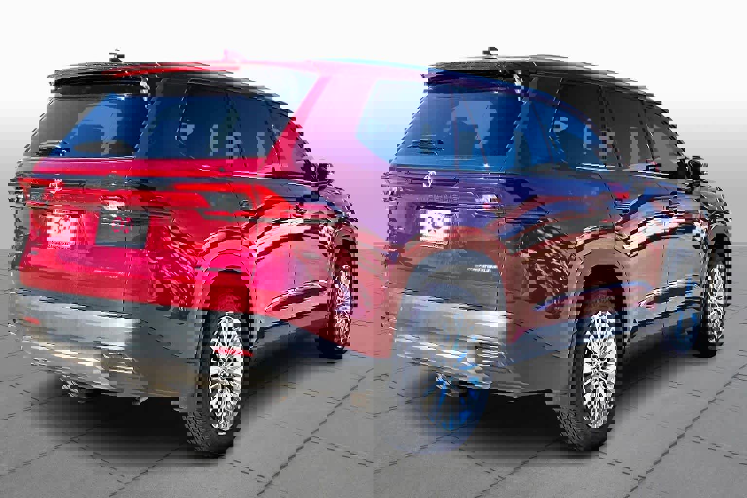 Used 2025 Toyota Grand Highlander AWD image 12