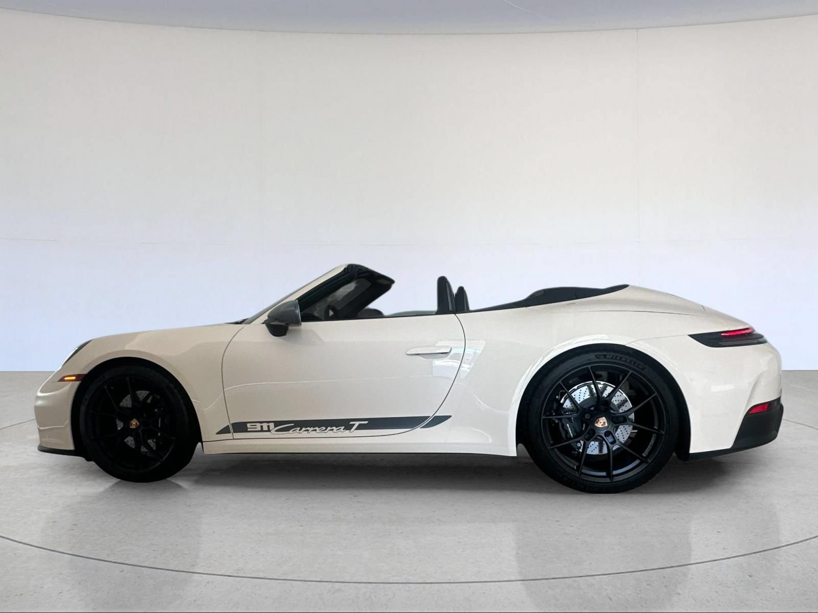 Certified 2026 Porsche 911 Carrera T RWD image 2