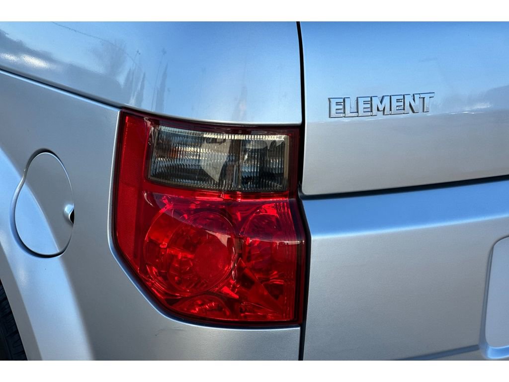Used 2004 Honda Element EX image 27