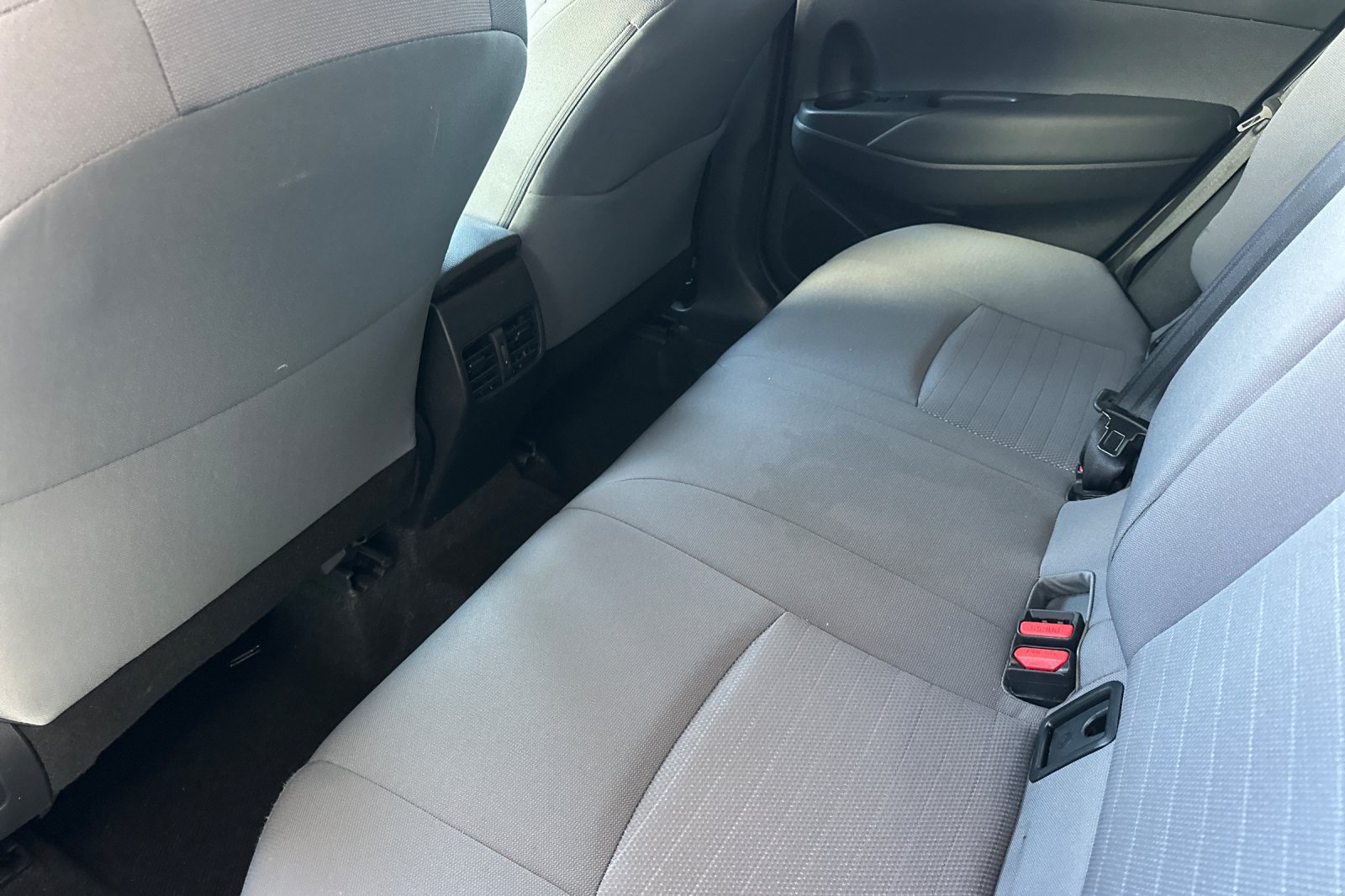 Used 2025 Toyota Corolla Cross AWD Hybrid image 12