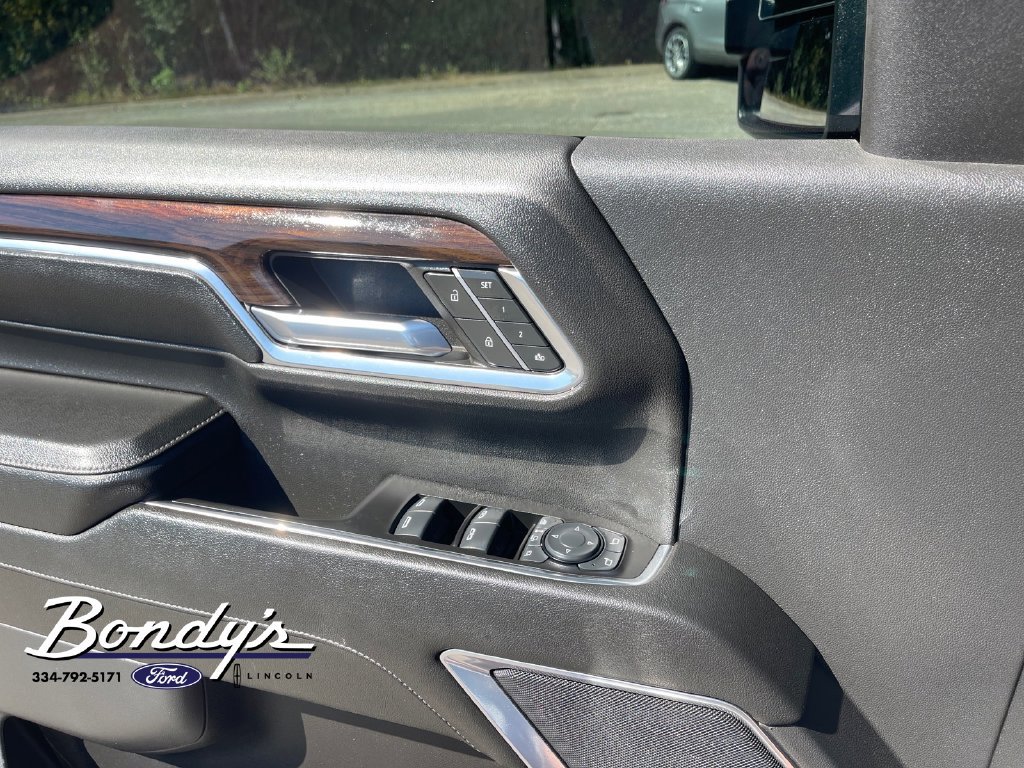 Used 2024 GMC Sierra 2500 SLT w/ Max Trailering Package AWD/4WD image 8