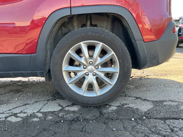 Used 2016 Jeep Cherokee Limited image 29