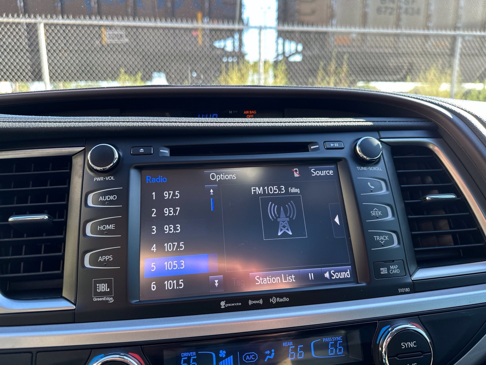 Used 2017 Toyota Highlander Limited Platinum FWD image 59