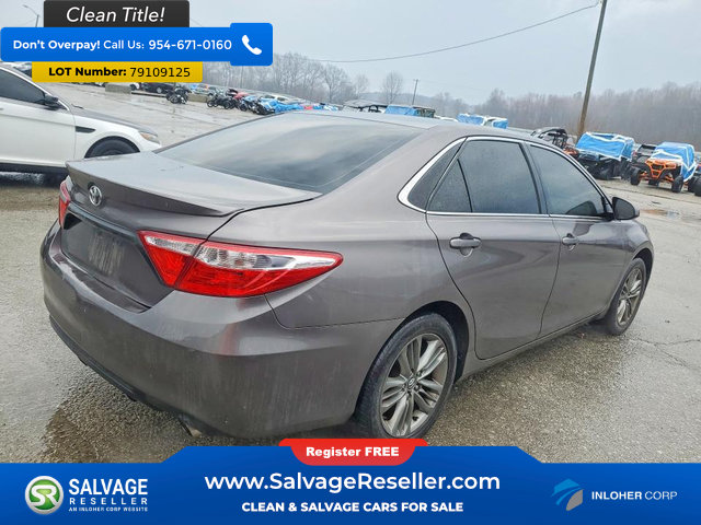 Used 2017 Toyota Camry SE FWD image 4