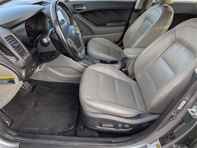 Used 2014 Kia Forte EX w/ Premium Package image 10