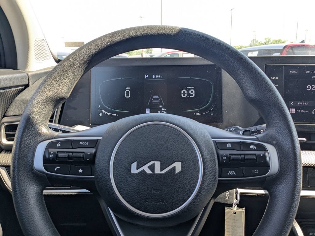 Used 2024 Kia Sportage LX FWD image 22