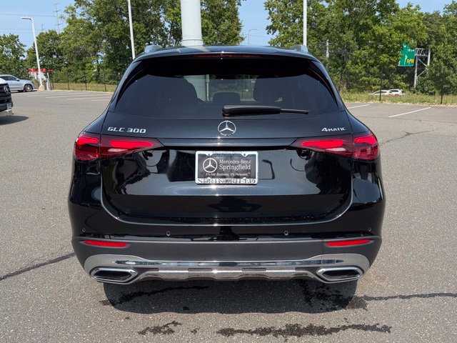 Used 2023 Mercedes-Benz GLC 300 4MATIC image 6
