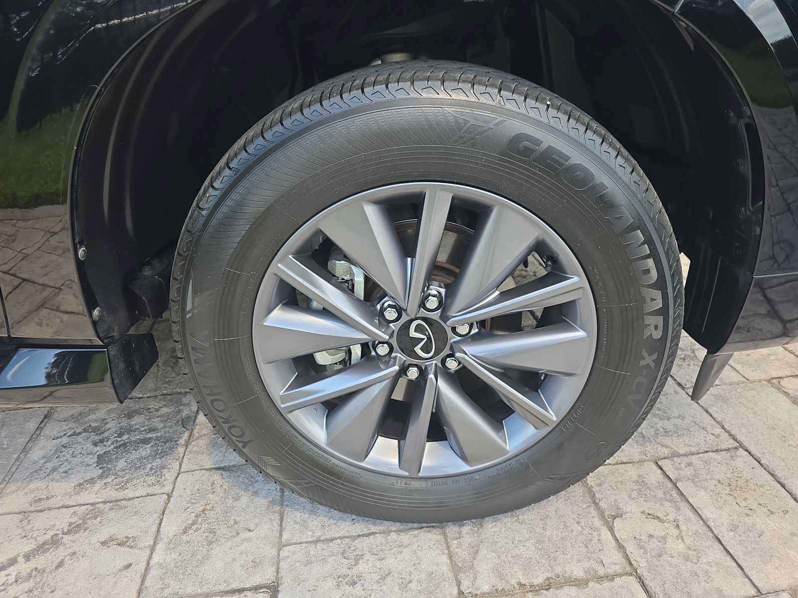 Certified 2025 INFINITI QX80 Pure RWD image 8