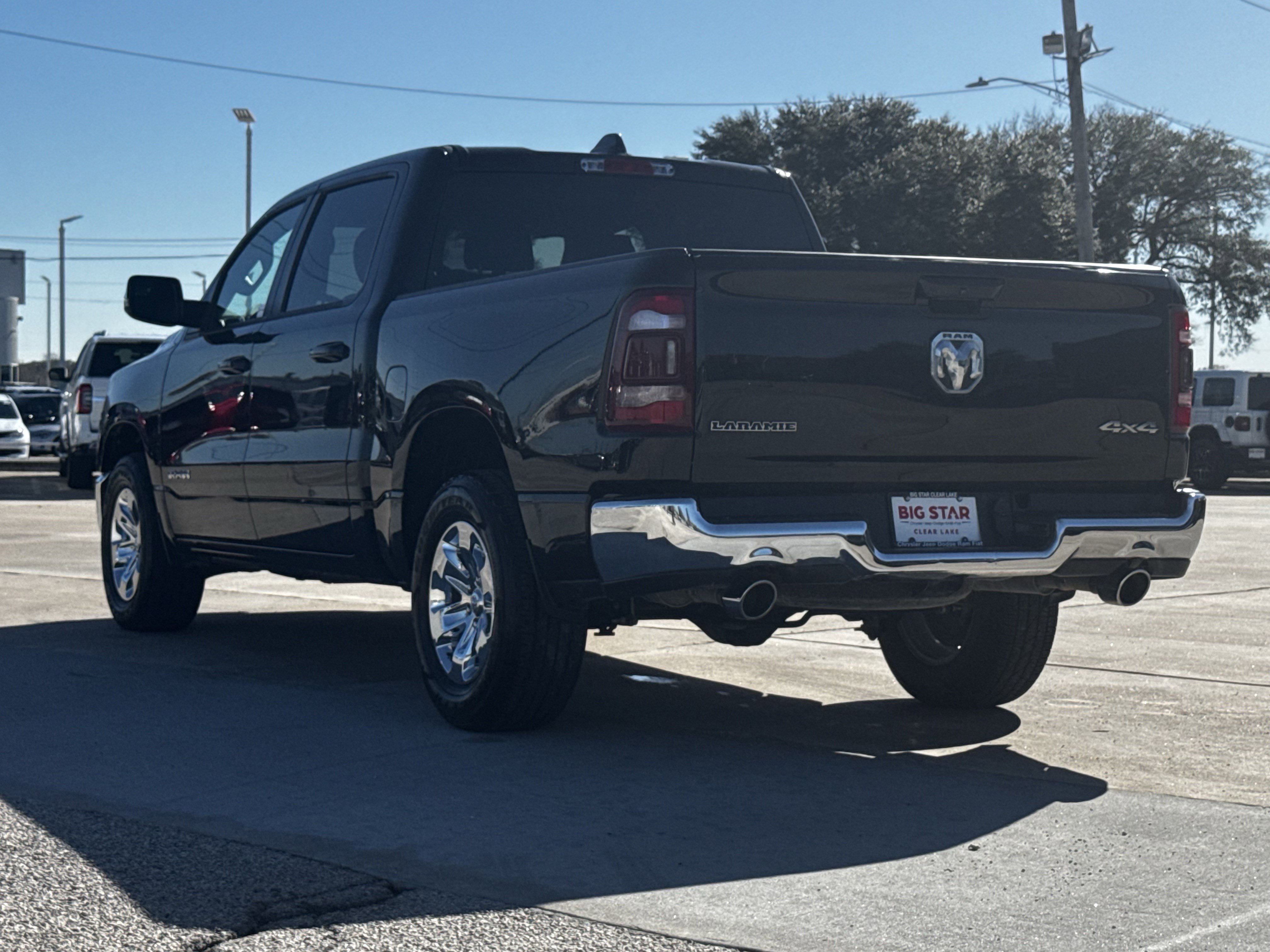 Used 2024 RAM 1500 Laramie image 9