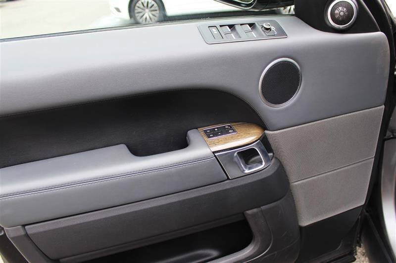 Used 2014 Land Rover Range Rover Sport HSE AWD/4WD image 12