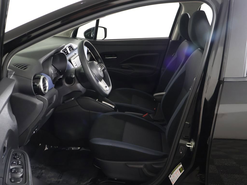 Used 2025 Nissan Versa SV image 22